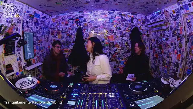 Episode 3KQAS96yVUOU352mx69mCr Thumbnail 4