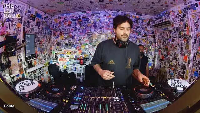 Episode 5cTdCcB7t5SZMu0oi8K8WA Thumbnail 2