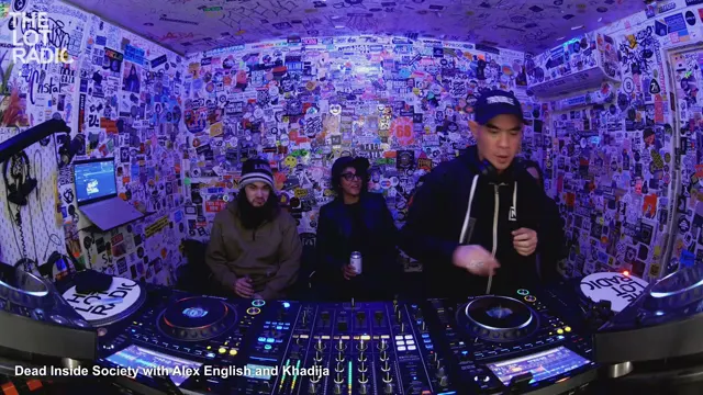 Episode 1SNyMfUAVFT9AKjk8eX6kg Thumbnail 2