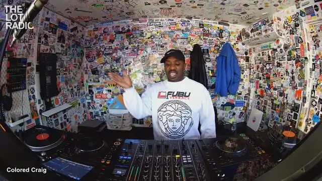 Episode 4KfBOMxryECMRyWHoZBt6O Thumbnail 3