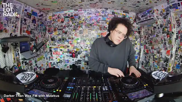 Episode 1usJIW02RwRRJs9olp2VoE Thumbnail 5