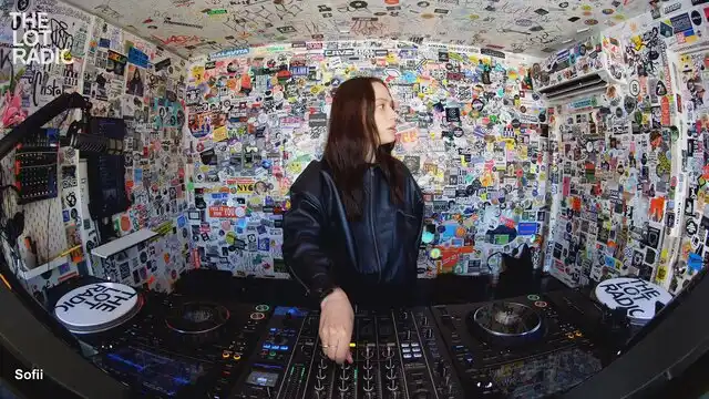 Episode 51I2EqVx8J7TNdRafilgZl Thumbnail 5