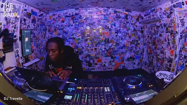 Episode 4ZDGOnHqWRYOP3enQV0t4V Thumbnail 5