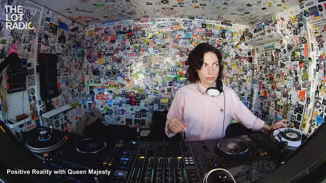 Episode 28dn0DafYO6vMbIhSgGG9o Thumbnail 3