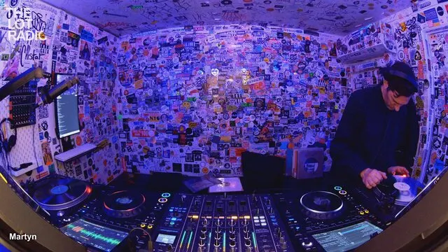 Episode 7JsM1ZZ2E9tzkW3ACAMQfb Thumbnail 1