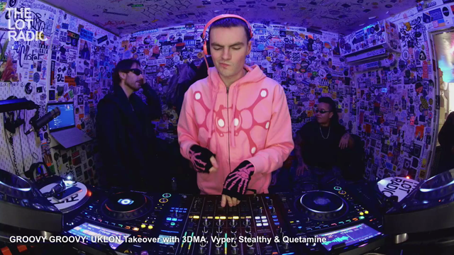 Episode 4iHeqEwKbHidSgamCCEnMs Thumbnail 4