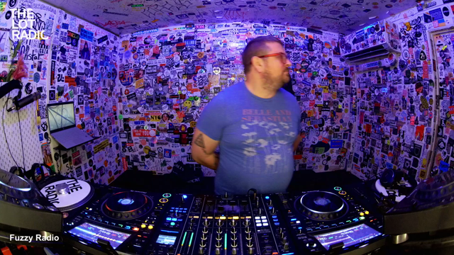 Episode 30RCEZdPTDeCbsg2puSppR Thumbnail 4