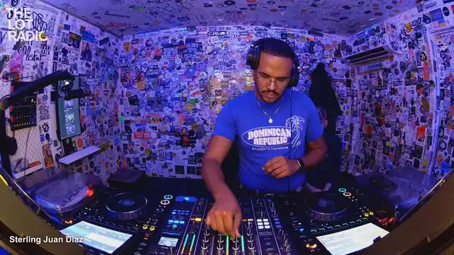 Episode 1DC2FqgKpUF5WEmiOhf3in Thumbnail 3