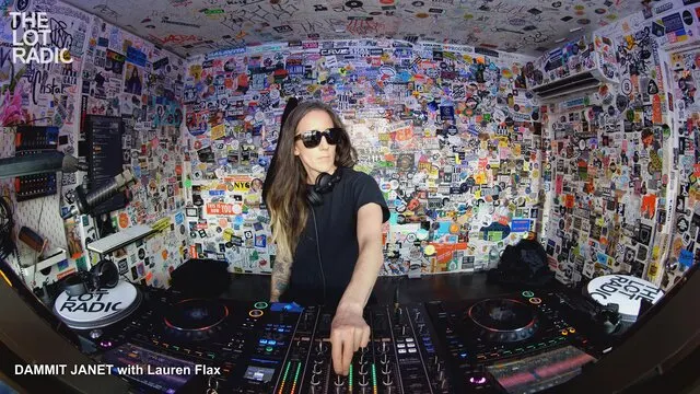 Episode 3IWQCwoTlAvtYFSpxOOkSk Thumbnail 1