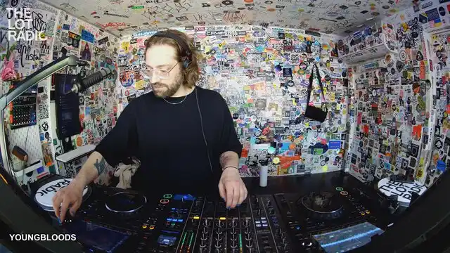 Episode 31zP4SD556UqDFxea2BQjp Thumbnail 3