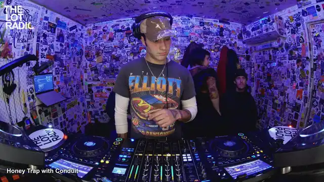 Episode 3zPLYSO0RipTLSsAkKze71 Thumbnail 4