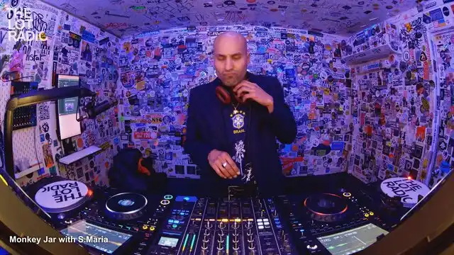 Episode 7vOytQsOffbfJOMgAfctV2 Thumbnail 3