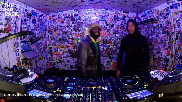 GROOVY GROOVY w/ Akanbi (Teleself Special)