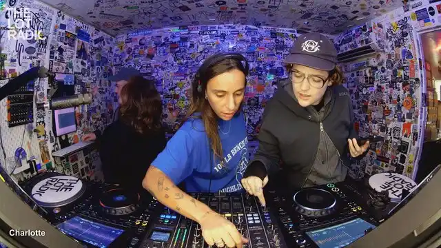 Episode 12wPmyKtGttIyywUJXQwRI Thumbnail 3