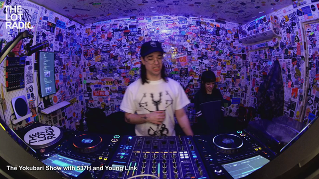 Episode 2pqqHg3VlTz38eYf7VWTU3 Thumbnail 1