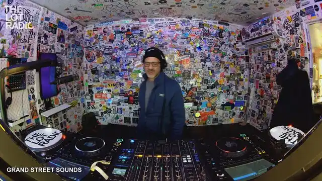 Episode 2Av7CFSR3HivfzThNbOtTz Thumbnail 2