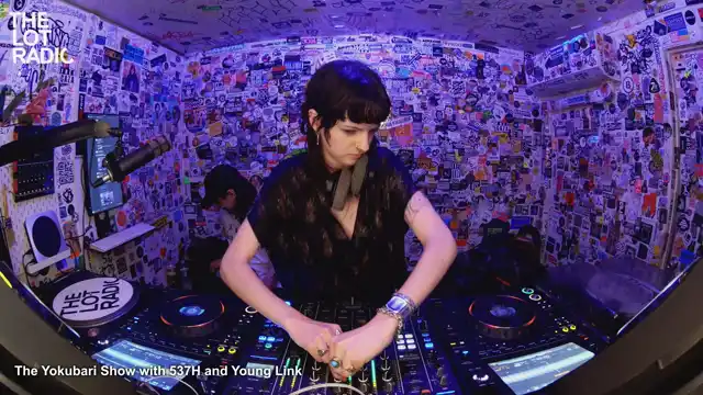 Episode 2pqqHg3VlTz38eYf7VWTU3 Thumbnail 3