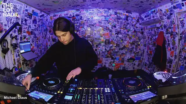 Episode 73LRjaKCELDcbQZRy43Jcr Thumbnail 5