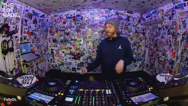 Episode 48RFiKpqT1SebBO4K12OLL Thumbnail 3