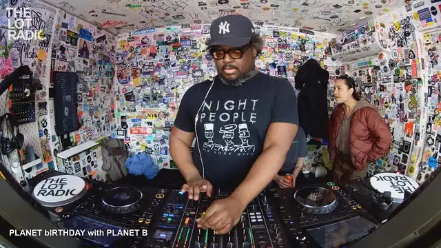 Episode 3VmAHJbXBfbz69bXMApbfA Thumbnail 5