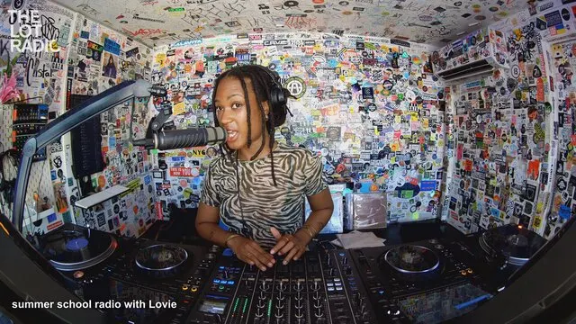 Episode 4KSSvMwr21Fx2fqqYXMdhp Thumbnail 1