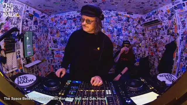 Episode 6X1tLoEzMKXjmNTroSD41c Thumbnail 4