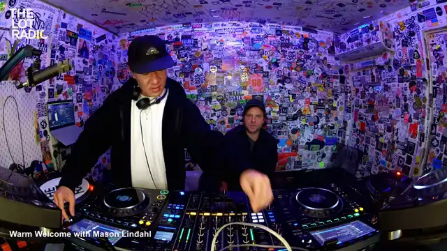 Episode 542vxhMaqIqfWEfR01ivWF Thumbnail 5