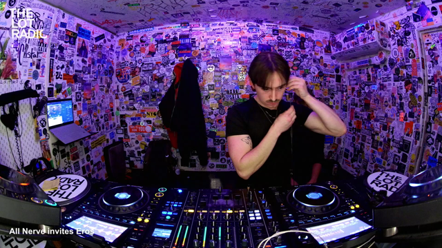 Episode x1CuBsrfHa6xtyVj99lQR Thumbnail 4