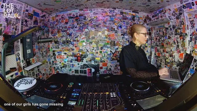 Episode jejdbpMMXTB342vBM2Ymc Thumbnail 1