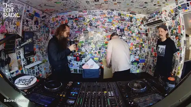 Episode 5El7krq3qTGgYAaFFspOVo Thumbnail 4