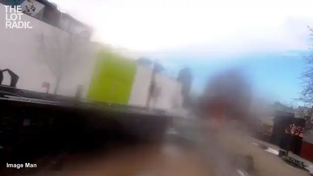 Episode 73OpsB6uHocZhHUhMfSaMd Thumbnail 4