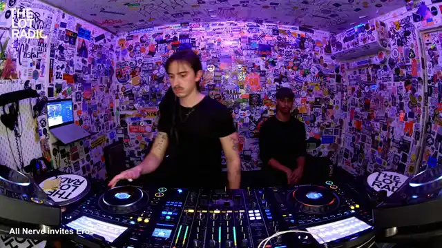 Episode x1CuBsrfHa6xtyVj99lQR Thumbnail 3