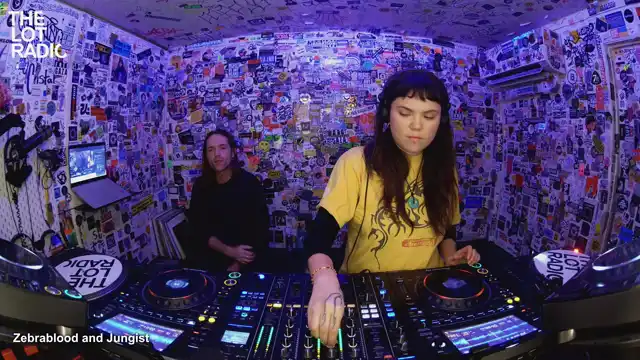 Episode 3fYIyV3yiSJI9uxrWRO20E Thumbnail 3