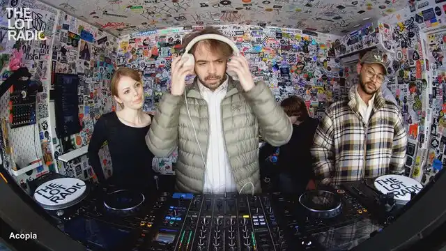 Episode 5FUyopanSWNYIeehaEErYN Thumbnail 5