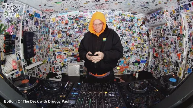 Episode 4K6E9hK2T1WUfJ4CfiPtYN Thumbnail 1