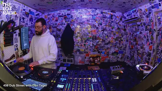 Episode 7eZRqicrkHaD8cMIqxQwKw Thumbnail 3