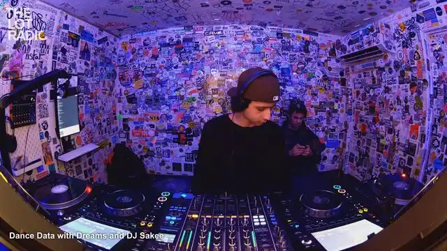 Episode 2EvLt1U0djTbOlRbEk0ayl Thumbnail 4