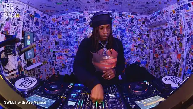 Episode 5CV0JMN7Z78vPEEySC97zO Thumbnail 2