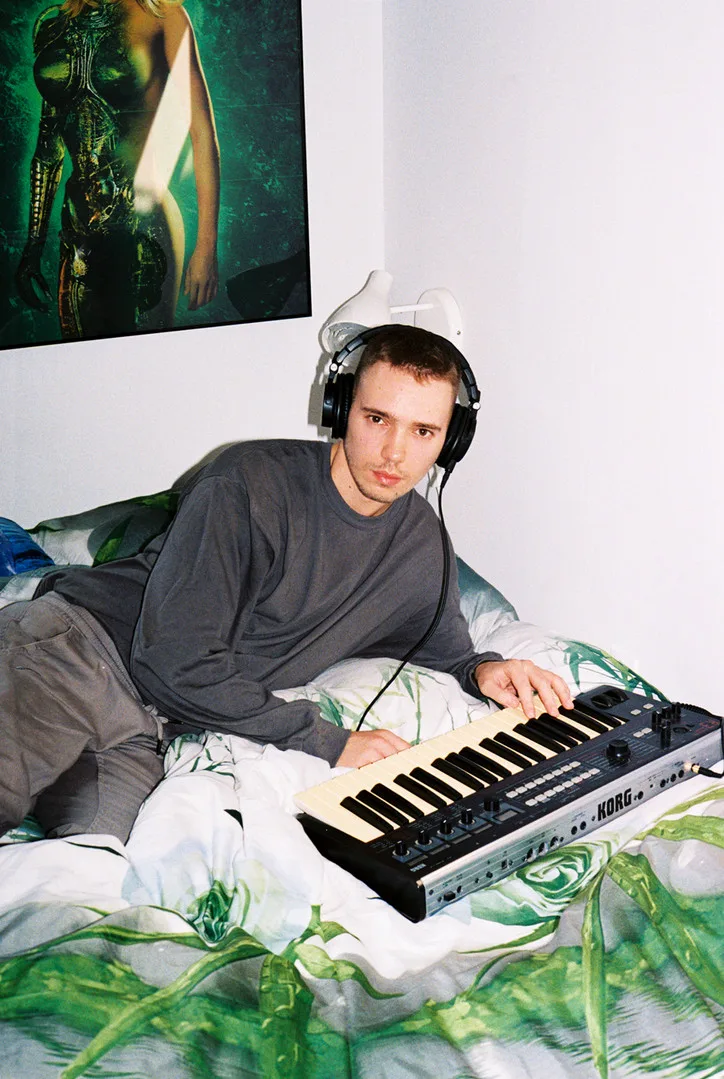 x-coast-office-online-3