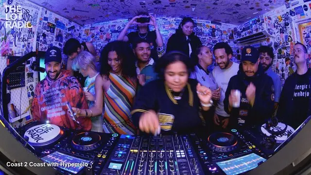 Episode TU9RyLcQaxShfShHiO1uY Thumbnail 1