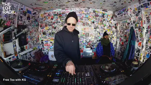 Episode 10jIhsdGQRg6odMH68IWeL Thumbnail 3