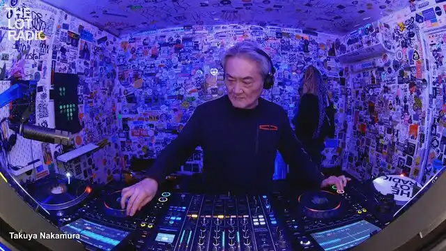 Episode 7Ck6ObfERcDpYBH2rewQZ6 Thumbnail 4