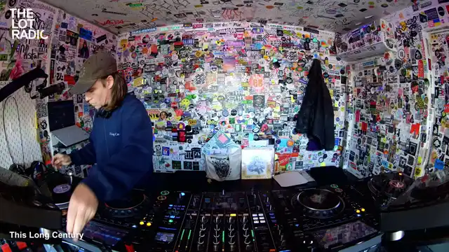 Episode 1fjNkYvjchq5ehvbv2twuW Thumbnail 4