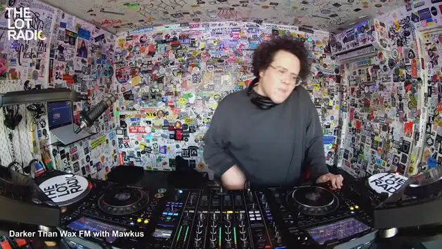 Episode 1usJIW02RwRRJs9olp2VoE Thumbnail 3