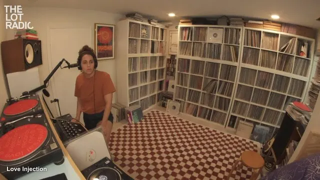 Episode 1HIGaR8B3ZL5HlhZnp3TyJ Thumbnail 1