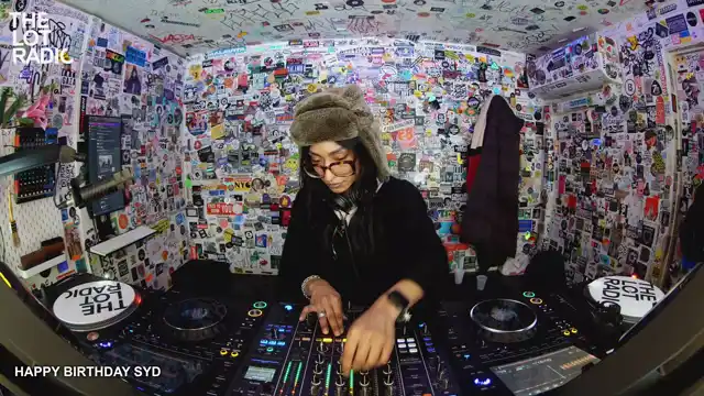 Episode 39r0apU6t7YFKMotgojsfu Thumbnail 2