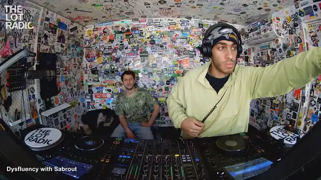 Episode 5Z56GFDTHEiFcqbDEQ8jHi Thumbnail 5