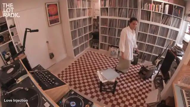 Episode 1klGUs6c8DcyYQCUGkNVRa Thumbnail 4