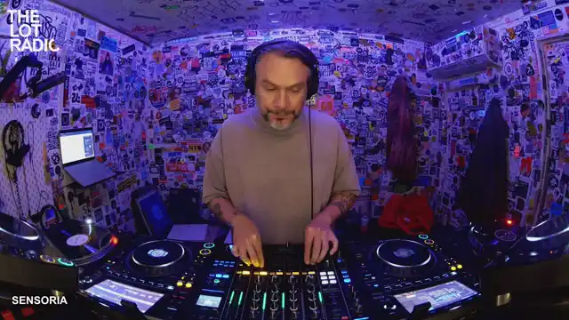 Episode 32w0g6mQijoHByADHKyB6M Thumbnail 3