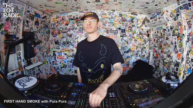 Episode WIBcalndAtlg8EquXz4gN Thumbnail 1